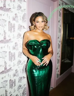 Kamie Crawford / camcrawfordxxx / kamiecrawford nude photo #0059