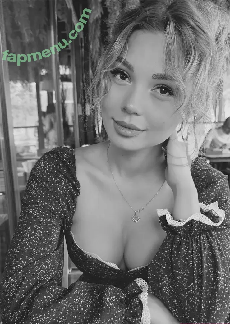 Kamiguys nude photo #0002 (Kamiguys)