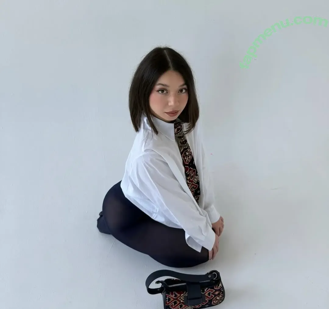 Kamilla Shamsudinova nude photo #0020 (kostrova.kamilla)