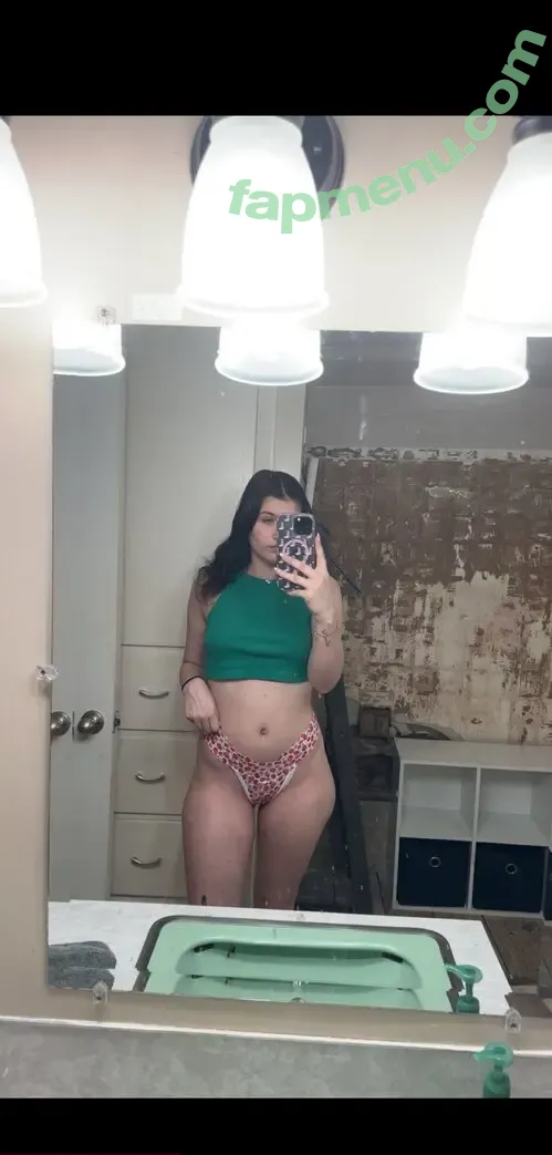 Kamryn Rae nude photo #0001 (kamrynrae / kamrynrburke)