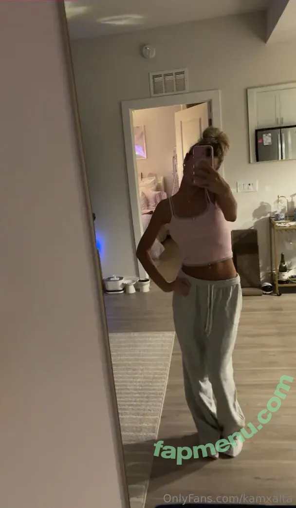 kamxalta nude photo #0003 (kamialtaaa)
