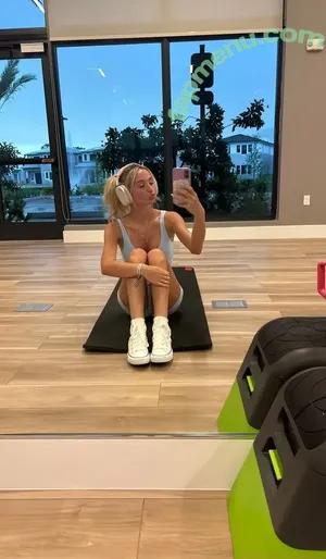  nude photo #0001