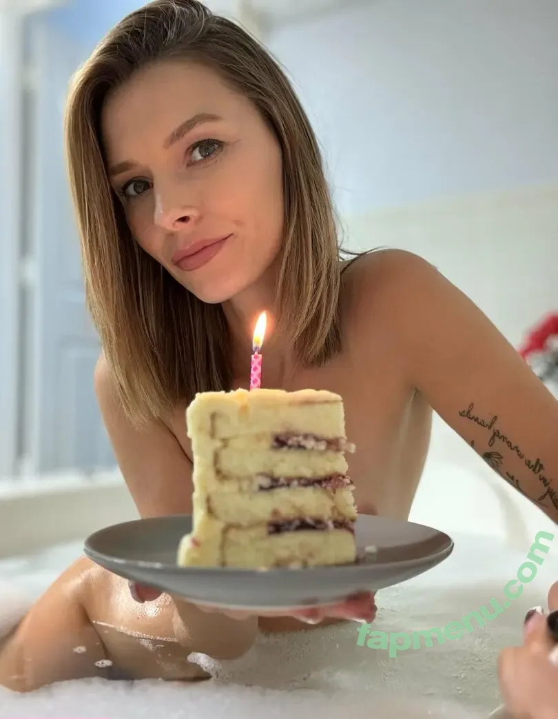 kandidlykelly nude photo #0015 (kandidlykelly)