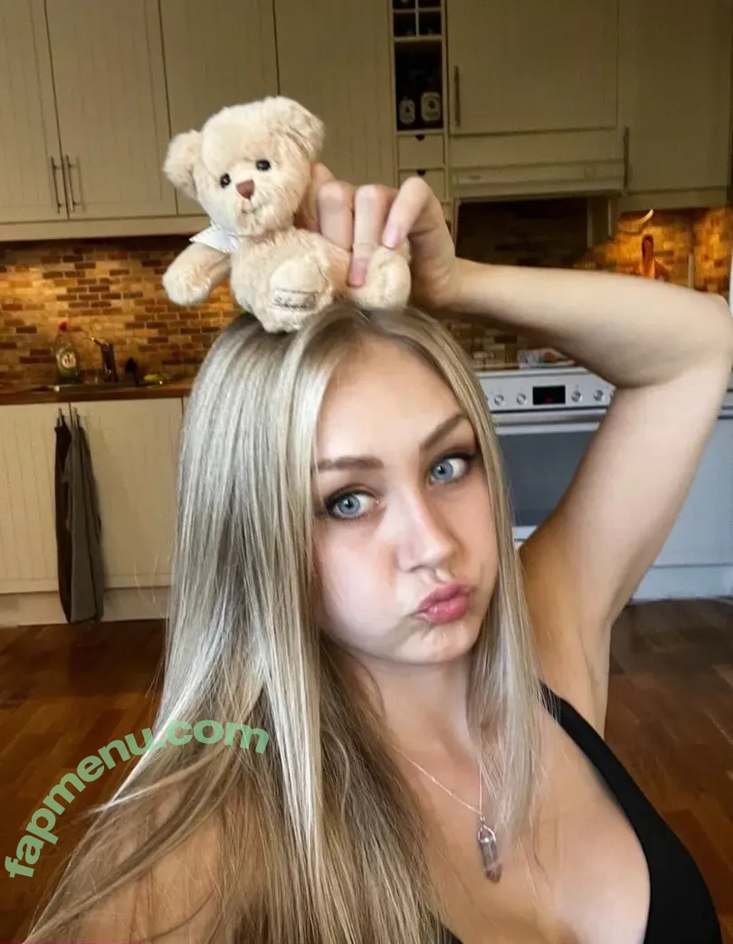 Kandyland nude photo #0492 (Kandylul / swishersweet13)