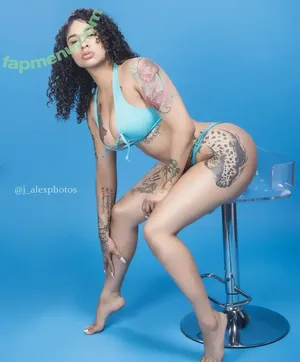  nude photo #0003