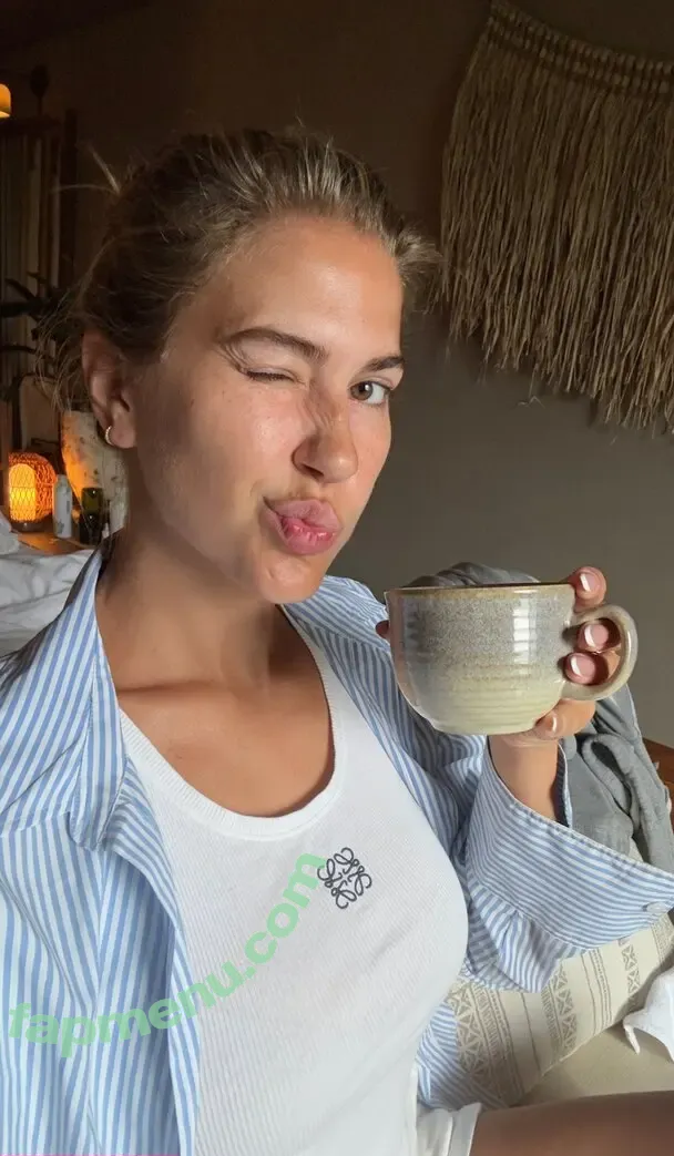 Kara Del Toro nude photo #4048 (Karajewell / karadeltoro / karajewelll)