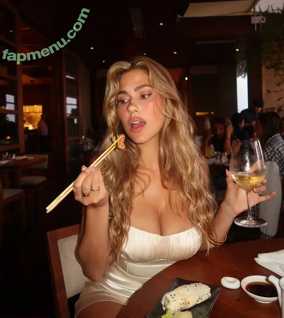 Kara Del Toro nude photo #4071 (Karajewell / karadeltoro / karajewelll)