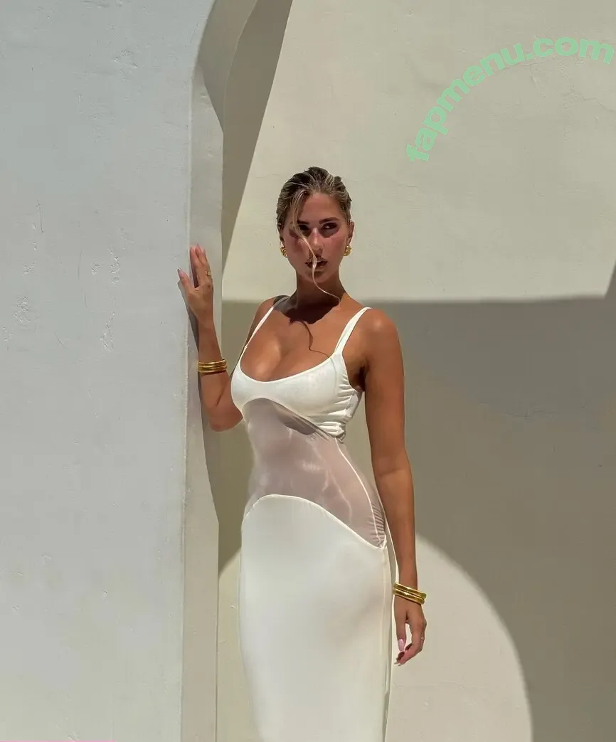 Kara Del Toro nude photo #4110 (Karajewell / karadeltoro / karajewelll)