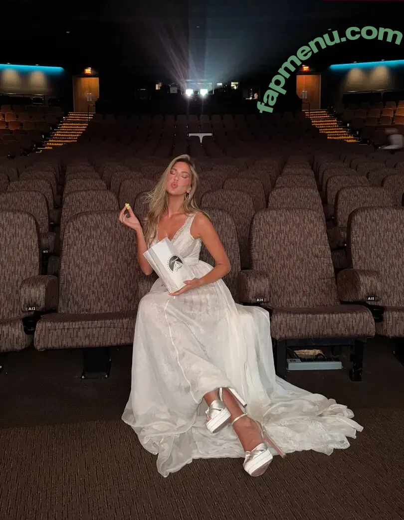 Kara Del Toro nude photo #4257 (Karajewell / karadeltoro / karajewelll)