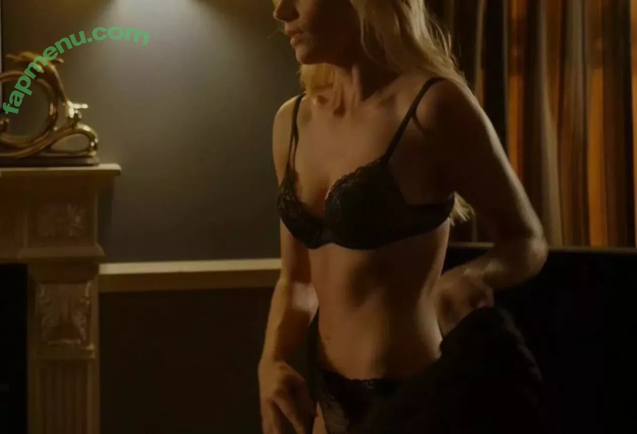 Kara Killmer nude photo #0018 (karakillmer / karebearacares)