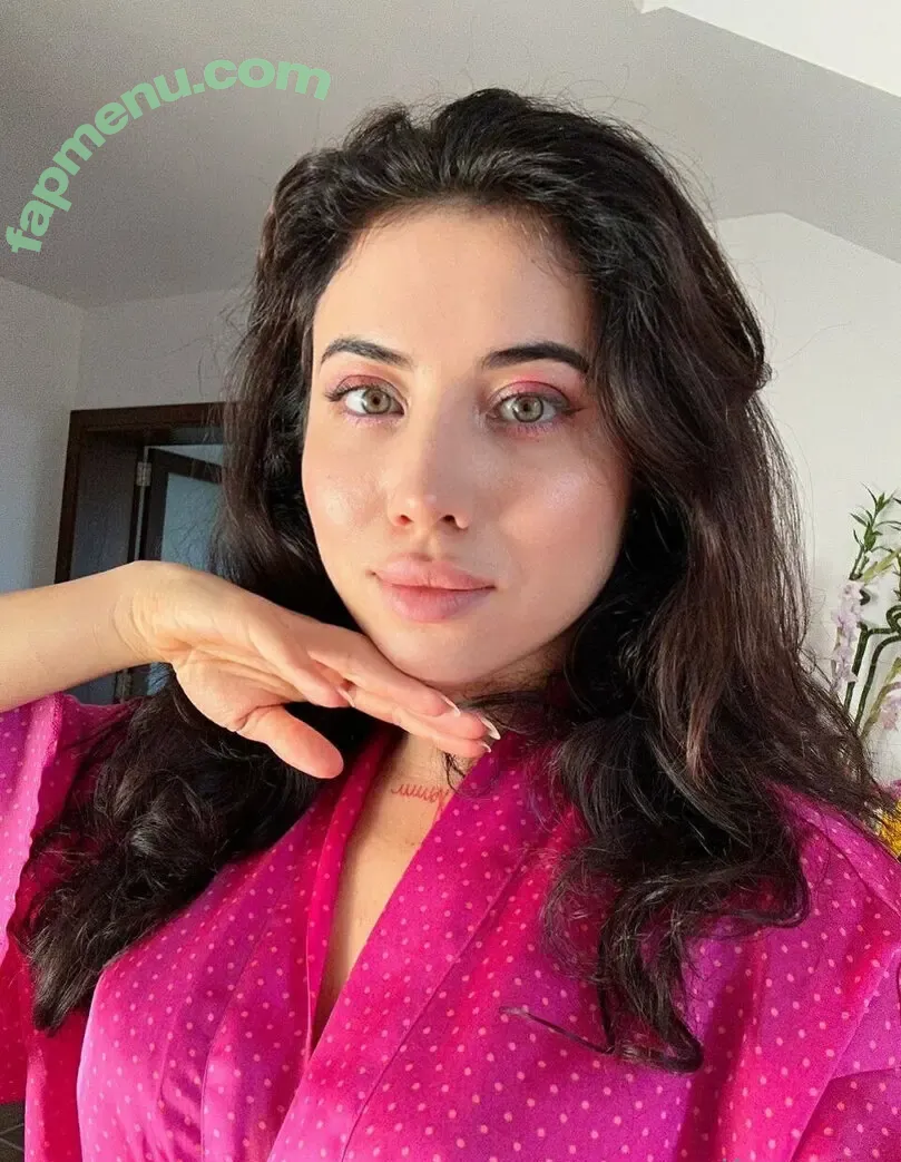 kara_xaen nude photo #0050 (0karaxaen / karaxaen / karaxaen_)