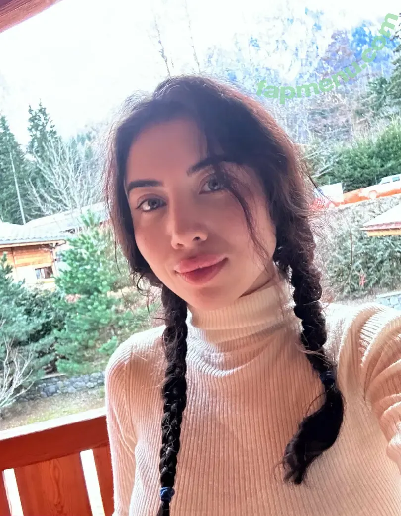 kara_xaen nude photo #0290 (0karaxaen / karaxaen / karaxaen_)