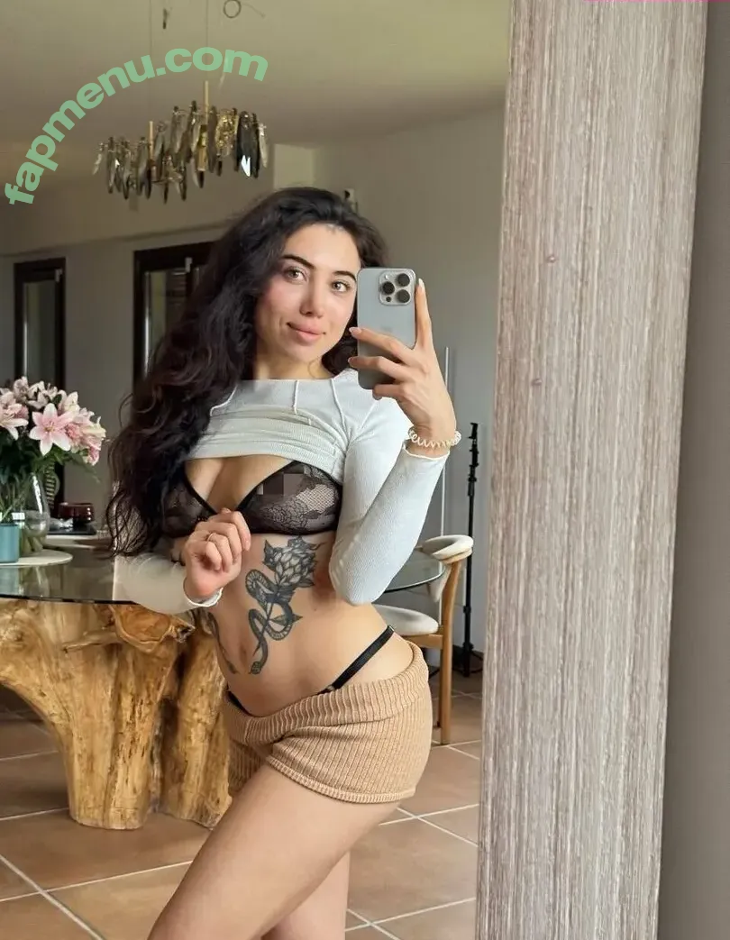 kara_xaen nude photo #0430 (0karaxaen / karaxaen_)