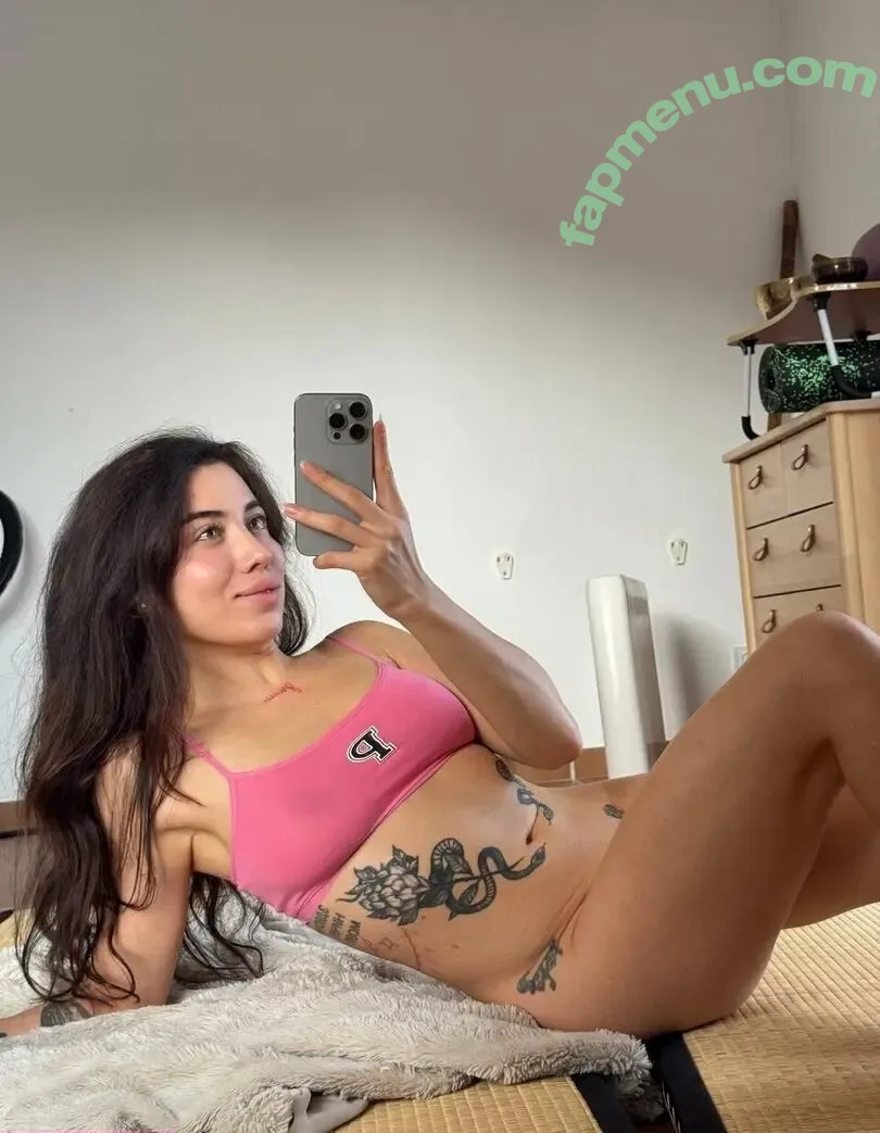 kara_xaen nude photo #0434 (0karaxaen / karaxaen / karaxaen_)