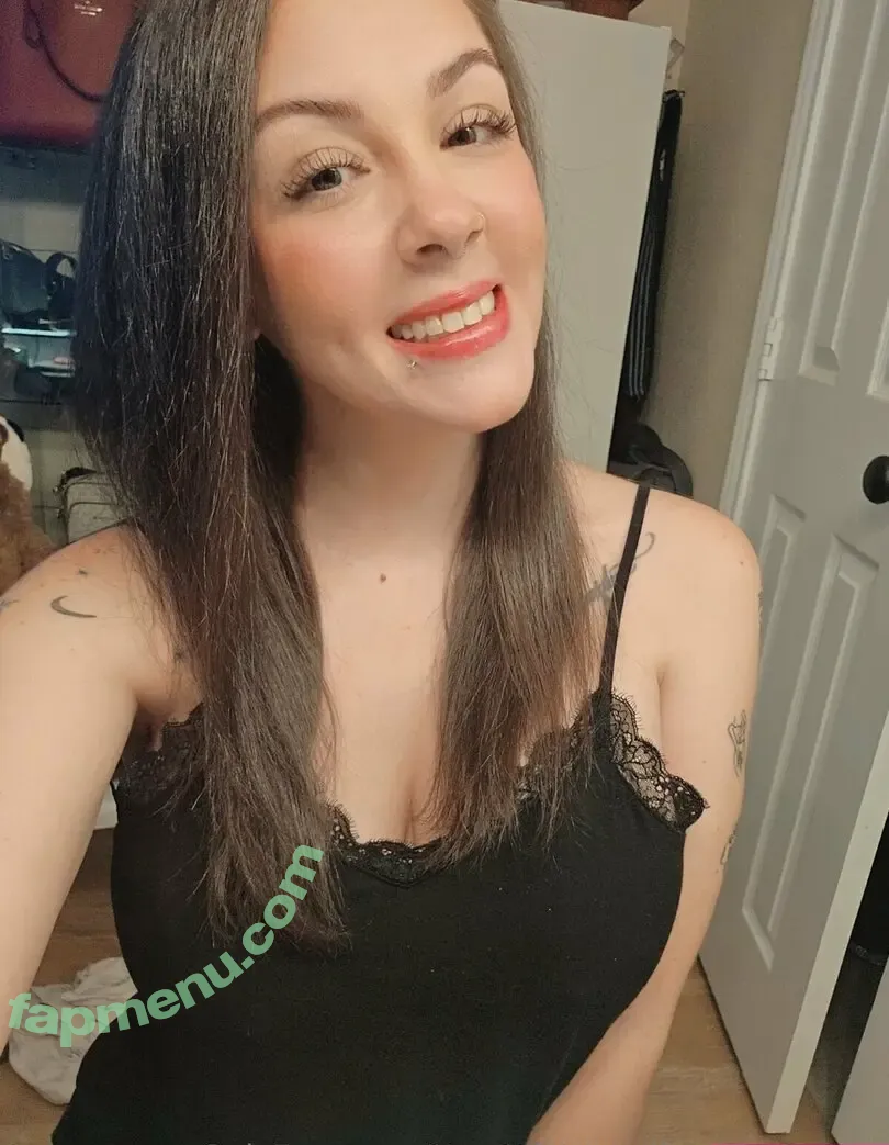 karacaprifree nude photo #0081 (karacaprifree)