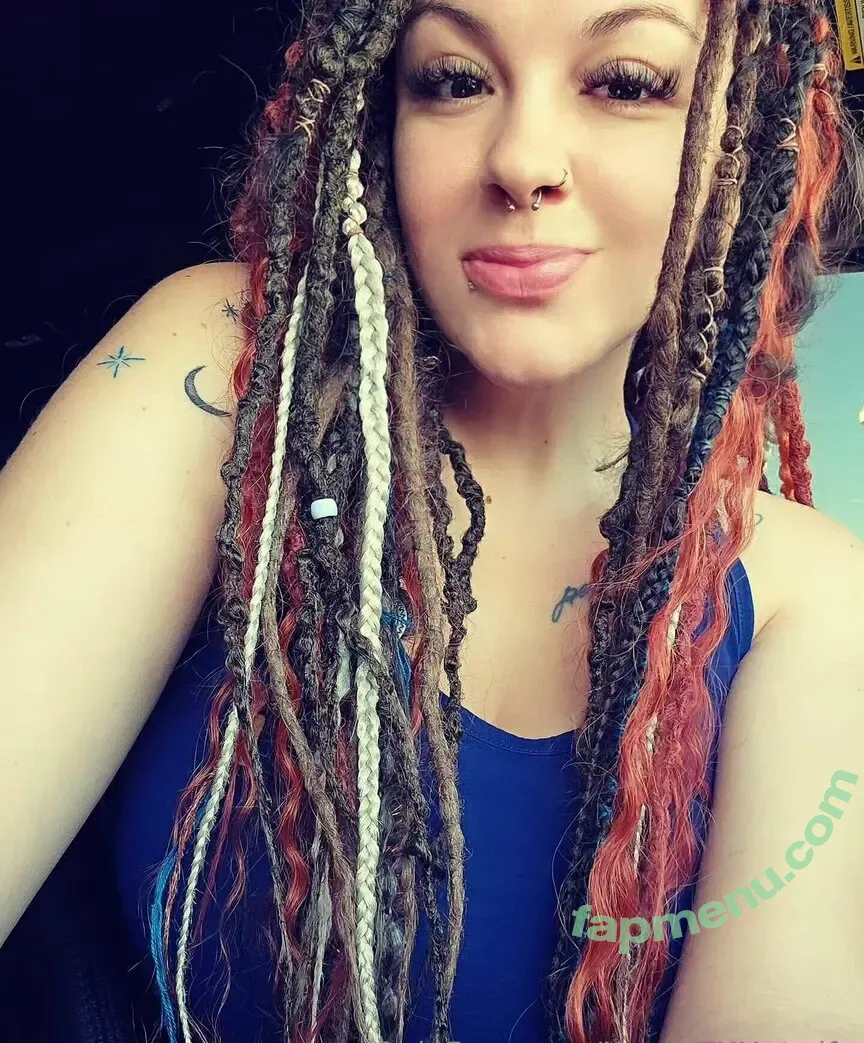 karacaprifree nude photo #0110 (karacaprifree)