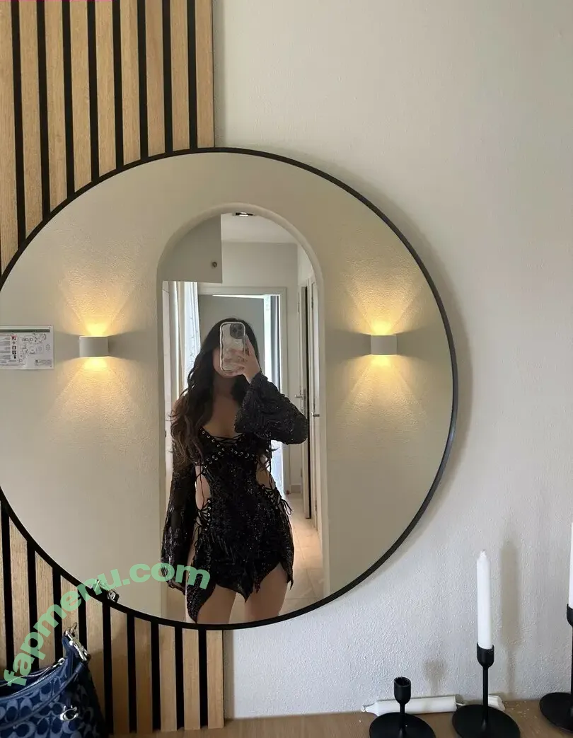 Karagii nude photo #0071 (karagii_)