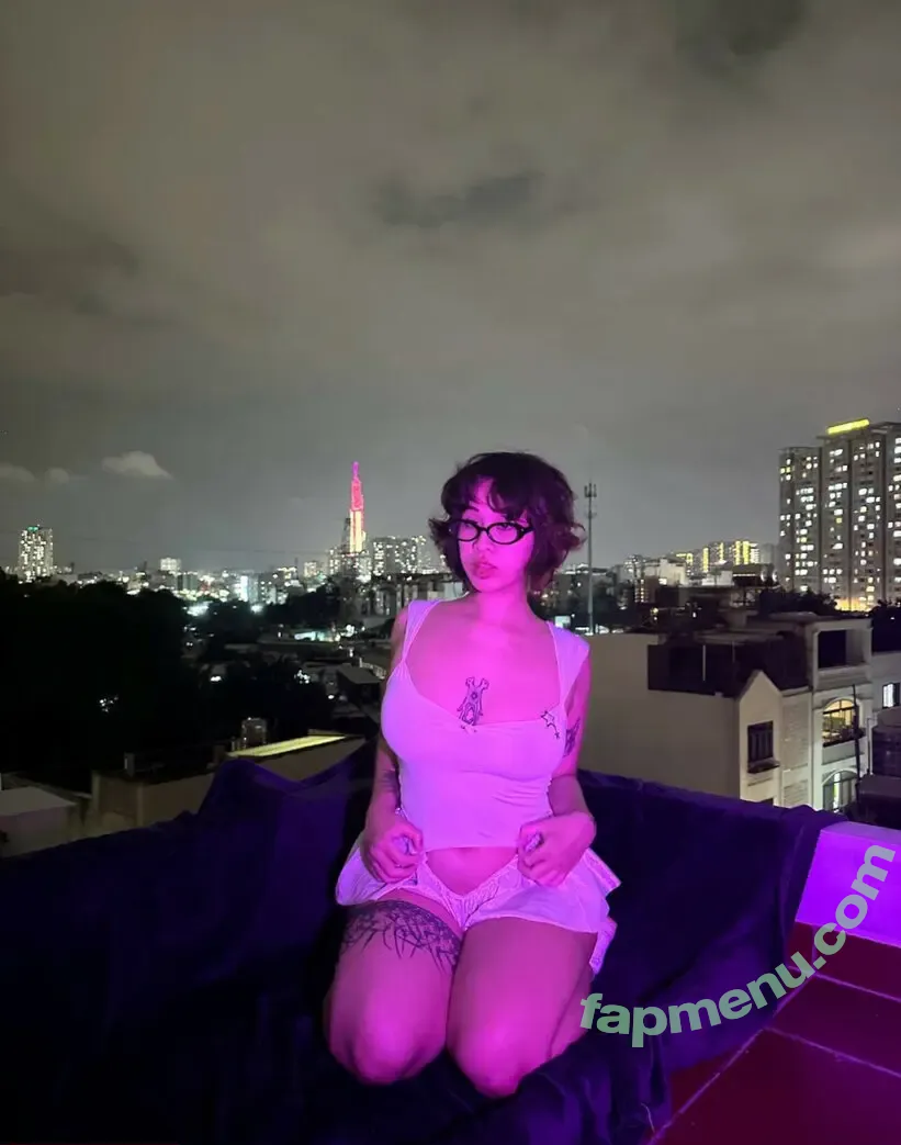 karandashiha nude photo #0065 (Đào Vũ Hạnh Linh)