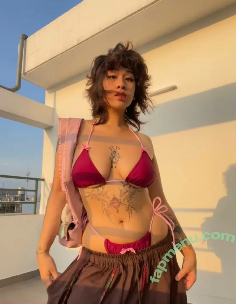 karandashiha nude photo #0072 (Đào Vũ Hạnh Linh)