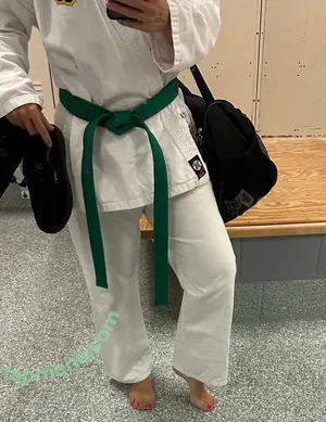karate.dreamfeet / karatedreamfeet nude photo #0007