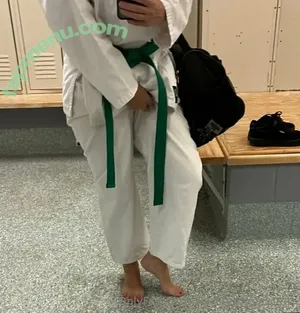 karate.dreamfeet / karatedreamfeet nude photo #0008