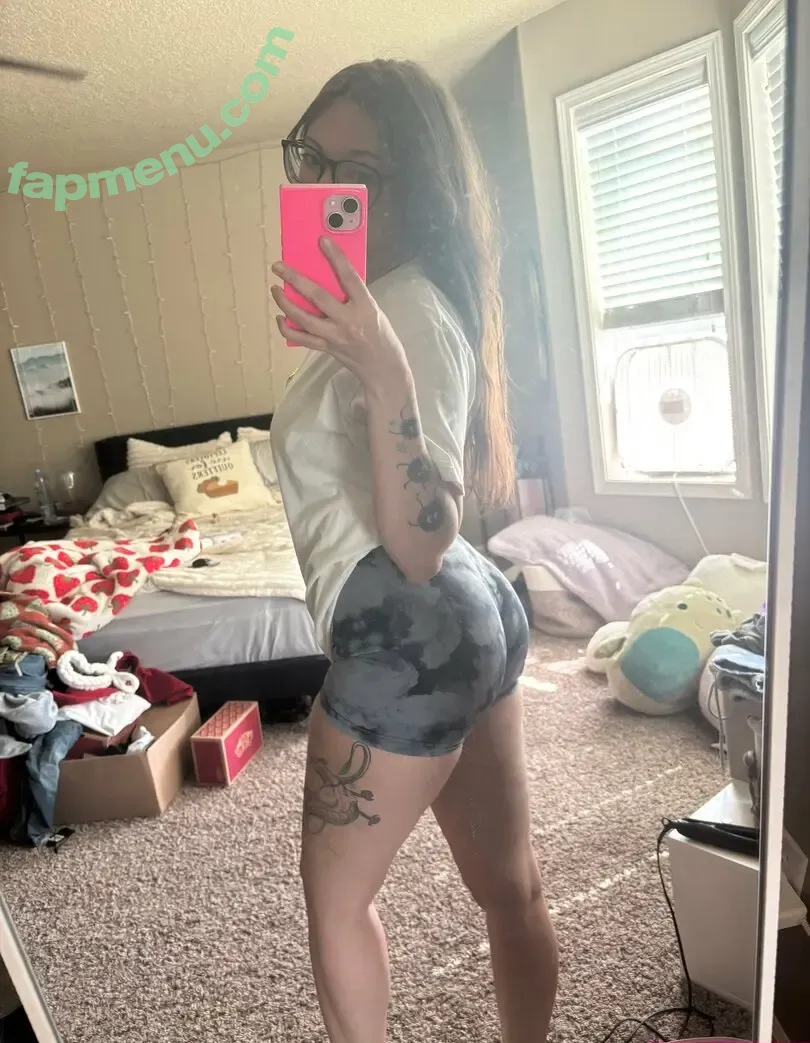 karathyme3 nude photo #0066 (kara.thyme30)