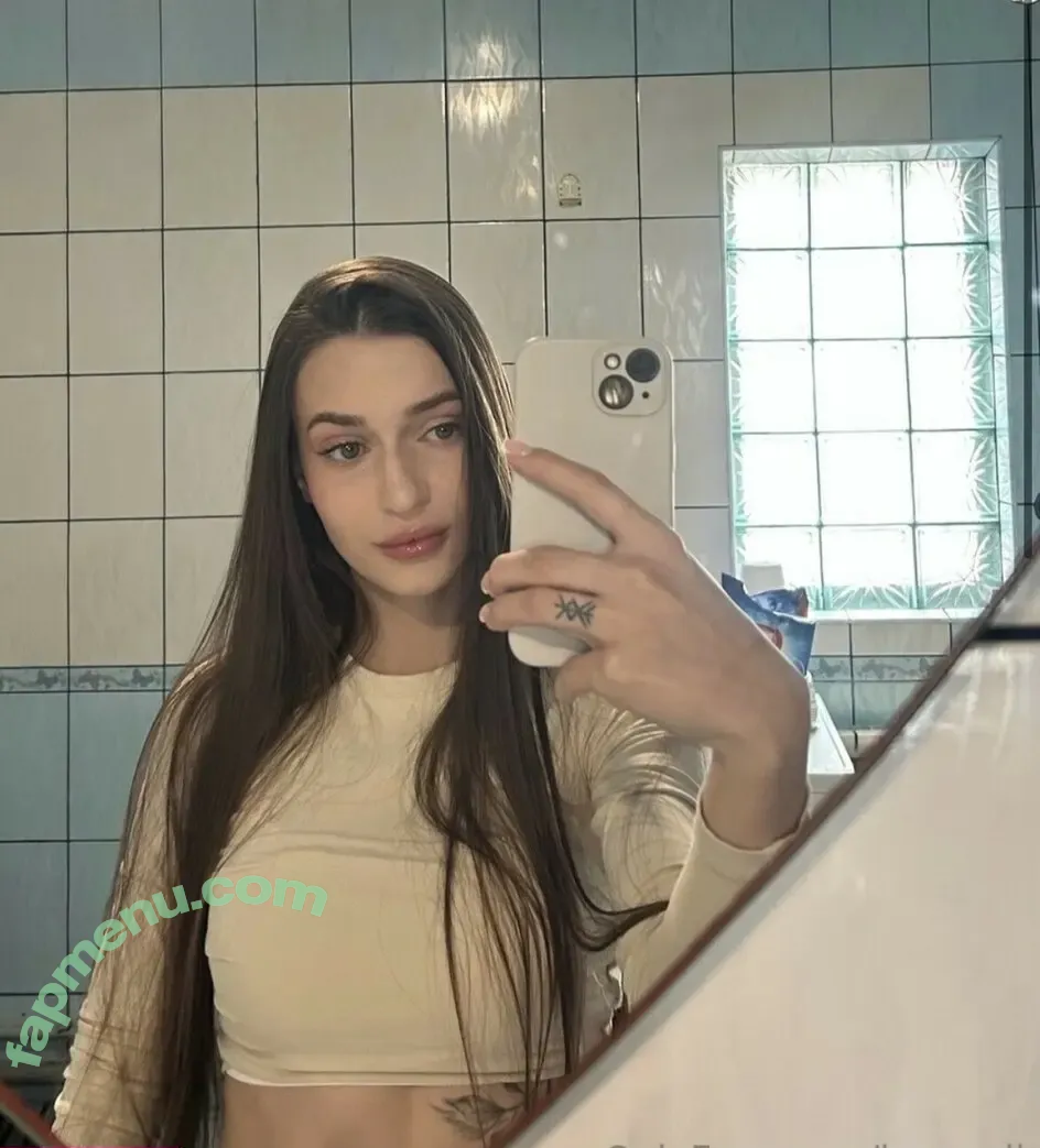 karaxell nude photo #0017 (ksennavale)