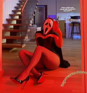 Kardelen Toprak / kardelentoprak nude photo #0177