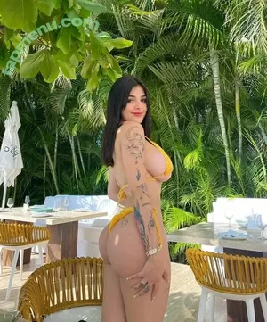 nude photo #0001