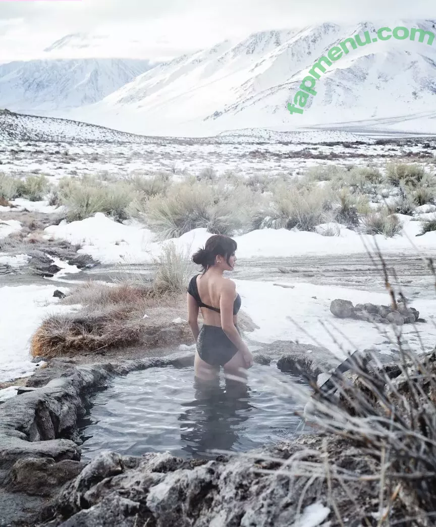 Karen Fukuhara nude photo #0012 (Kimiko / karenfukuhara)