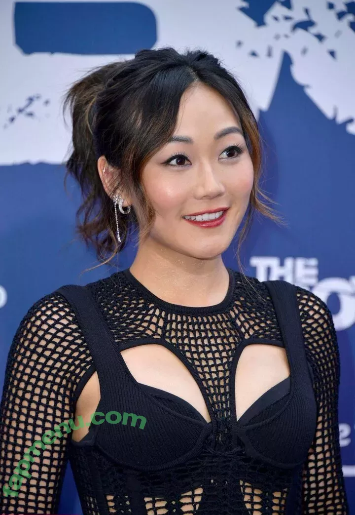 Karen Fukuhara nude photo #0023 (Kimiko / karenfukuhara)