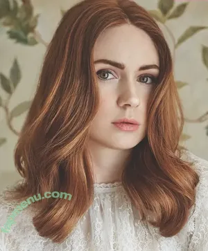 Karen Gillan / karengillan nude photo #0698