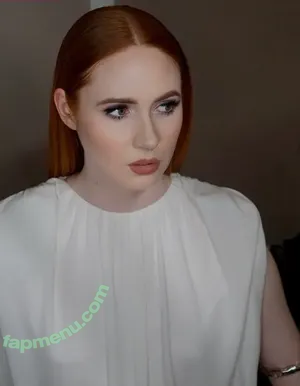 Karen Gillan / karengillan nude photo #0855