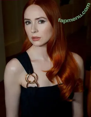 Karen Gillan / karengillan nude photo #0900