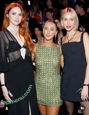 Karen Gillan / karengillan nude photo #0904