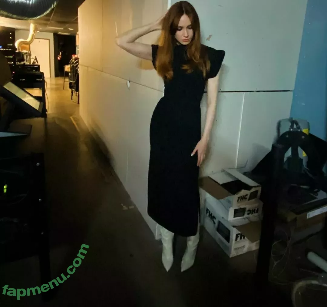 Karen Gillan nude photo #0519 (karengillan)