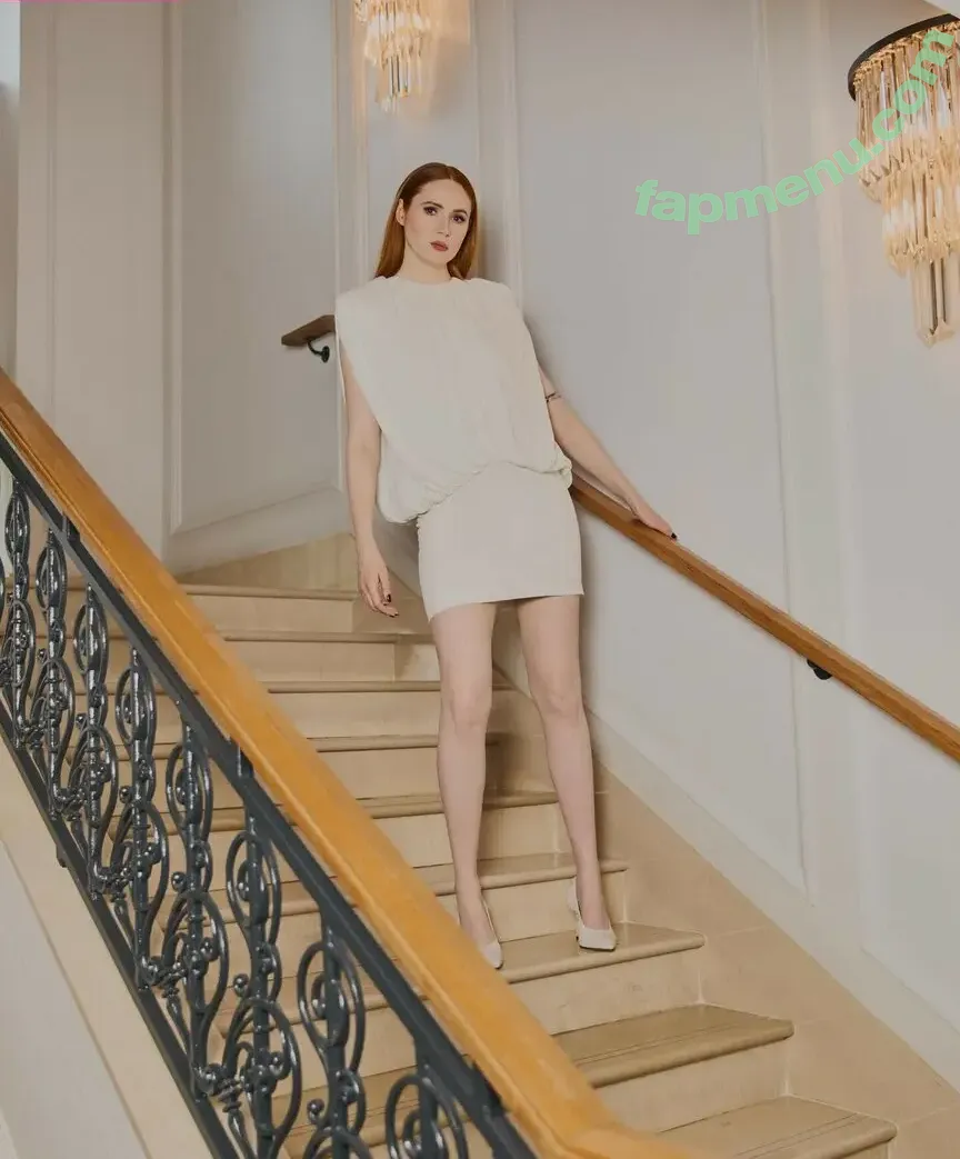Karen Gillan nude photo #0842 (karengillan)