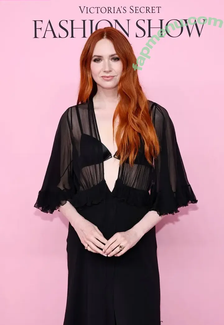 Karen Gillan nude photo #0877 (karengillan)