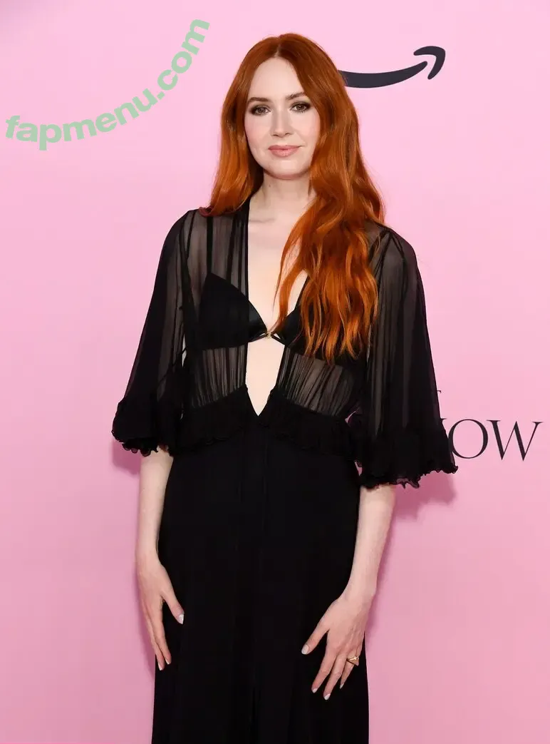 Karen Gillan nude photo #0881 (karengillan)