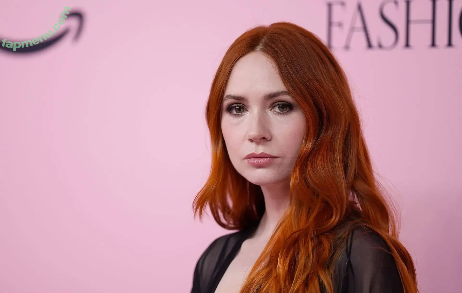 Karen Gillan nude photo #0891 (karengillan)