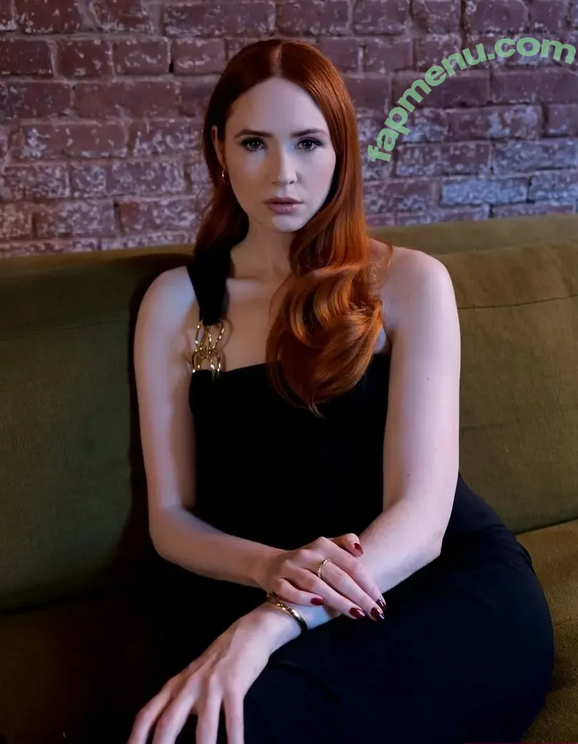 Karen Gillan nude photo #0903 (karengillan)