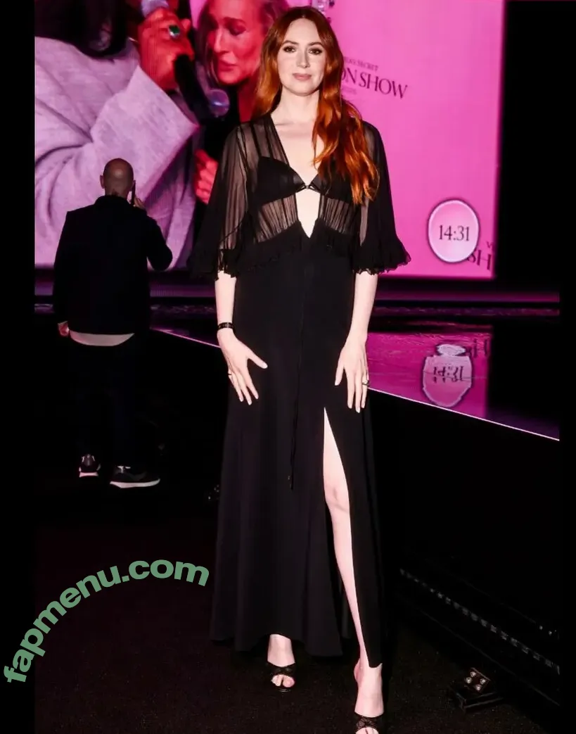 Karen Gillan nude photo #0908 (karengillan)