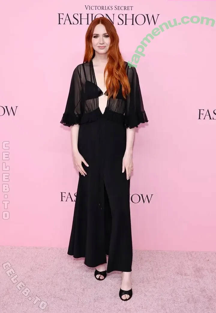 Karen Gillan nude photo #0932 (karengillan)