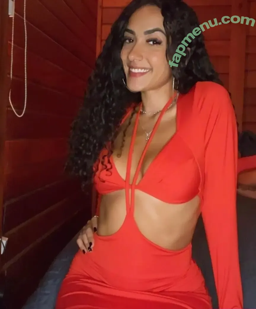 Karen Matta nude photo #0008 (karensmatta / kmattas)