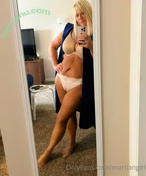 Karen Pennington / Bailey Buttner / Karen Buttner / Karensgalaxy / Martiangirl / Martiangirl1 / karen.buttner nude photo #0088