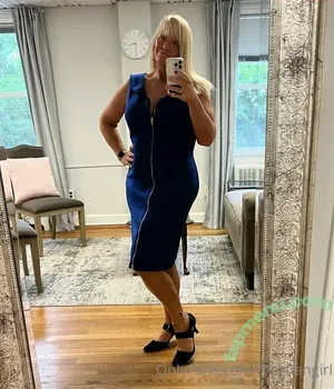 Karen Pennington / Bailey Buttner / Karen Buttner / Karensgalaxy / Martiangirl / Martiangirl1 / karen.buttner nude photo #0093