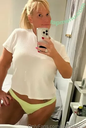 Karen Pennington / Bailey Buttner / Karen Buttner / Karensgalaxy / Martiangirl / Martiangirl1 / karen.buttner nude photo #0096