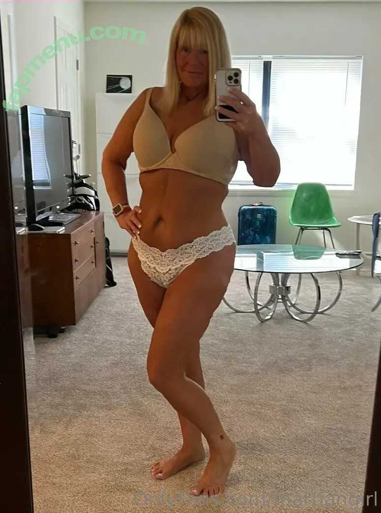 Karen Pennington nude photo #0027 (Bailey Buttner / Karen Buttner / Karensgalaxy / Martiangirl / Martiangirl1 / karen.buttner)