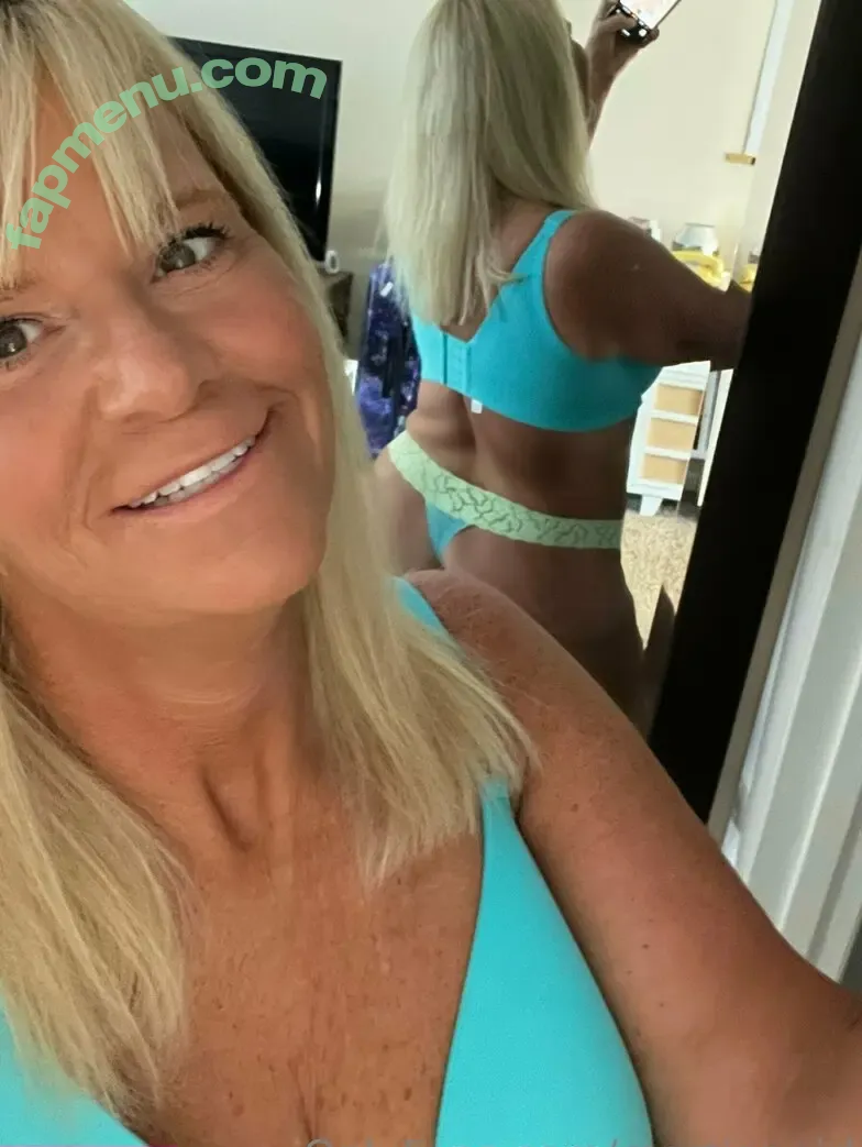 Karen Pennington nude photo #0044 (Bailey Buttner / Karen Buttner / Karensgalaxy / Martiangirl / Martiangirl1 / karen.buttner)