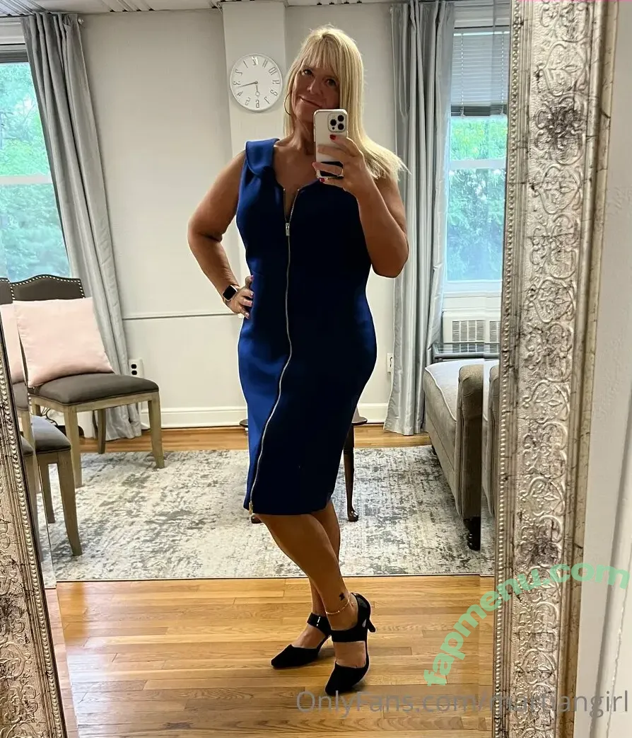 Karen Pennington nude photo #0093 (Bailey Buttner / Karen Buttner / Karensgalaxy / Martiangirl / Martiangirl1 / karen.buttner)